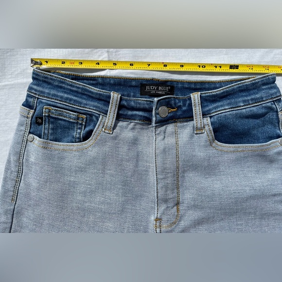 Judy Blue Color Block Denim Shorts Size M - Picture 4 of 9